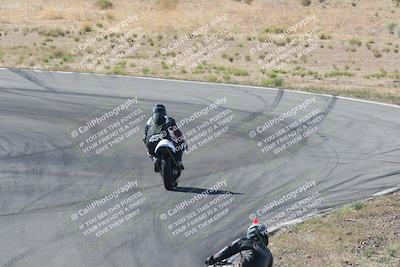 media/Apr-20-2025-AHRMA (Sun) [[393a79c373]]/Race/Group 11 early race/Turn 4b/